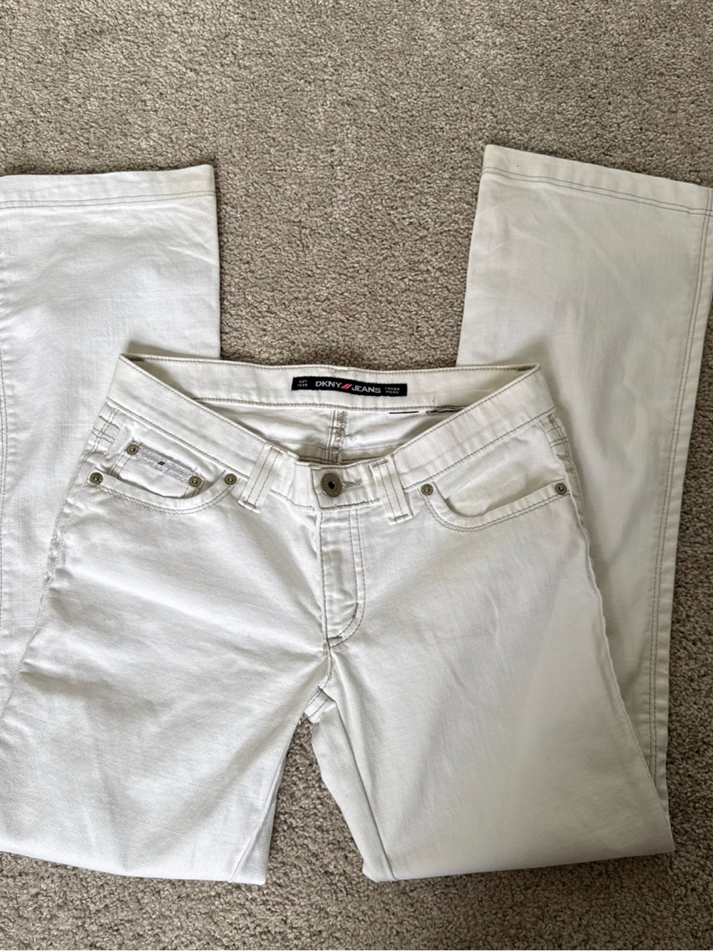 DKNY Low Rise Flare White Jeans Y2K 00s Vintage Girly Summer